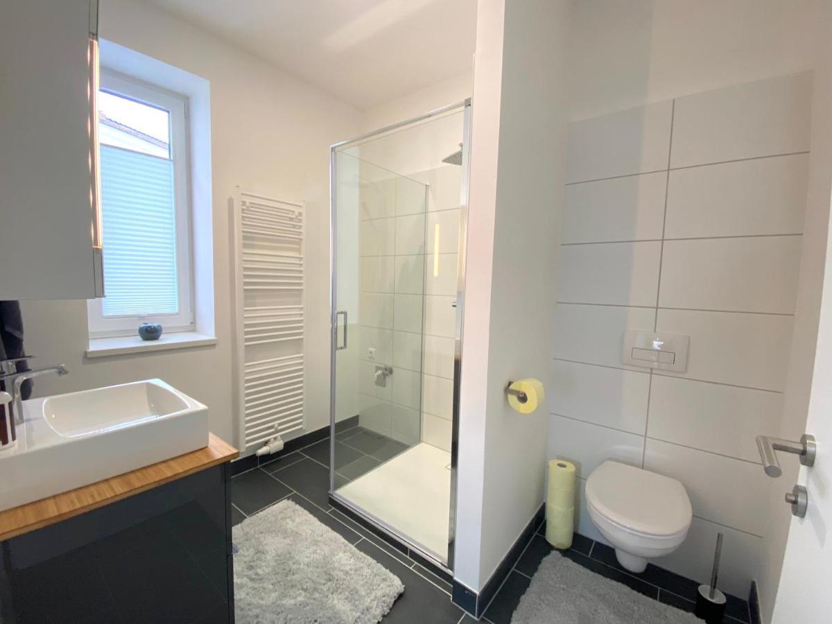 White Inn - Kuschelige Ferienwohnung Mürzzuschlag Extérieur photo