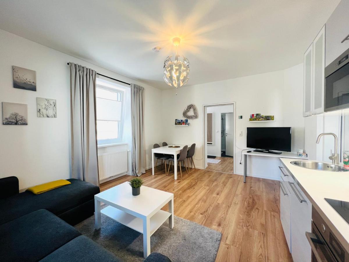 White Inn - Kuschelige Ferienwohnung Mürzzuschlag Extérieur photo