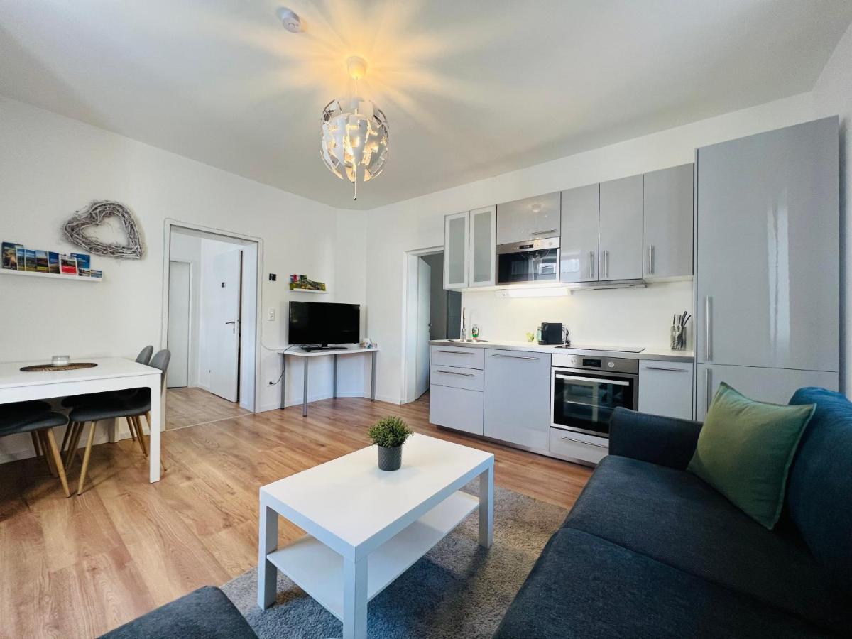 White Inn - Kuschelige Ferienwohnung Mürzzuschlag Extérieur photo